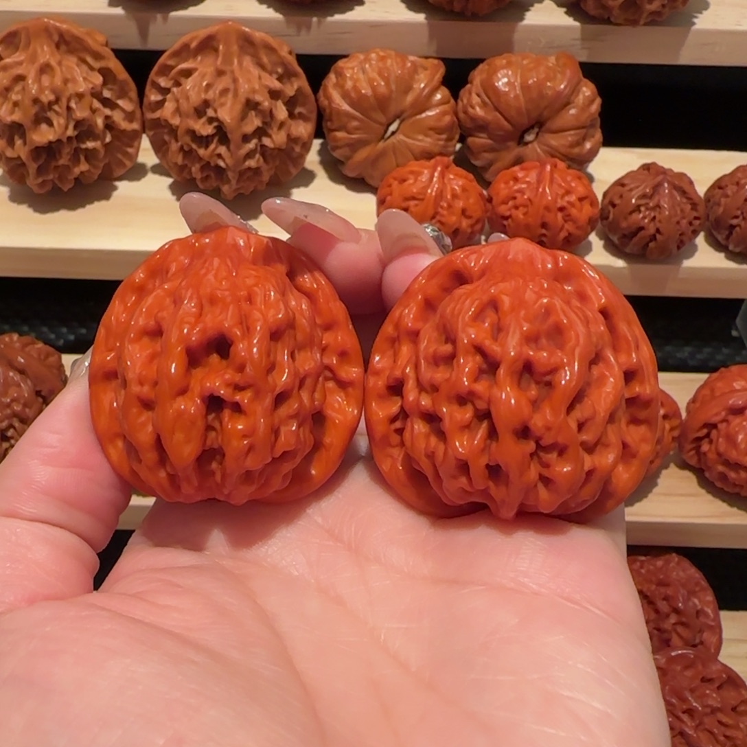 文玩核桃吊坠玉化麦穗虎头40精品2545