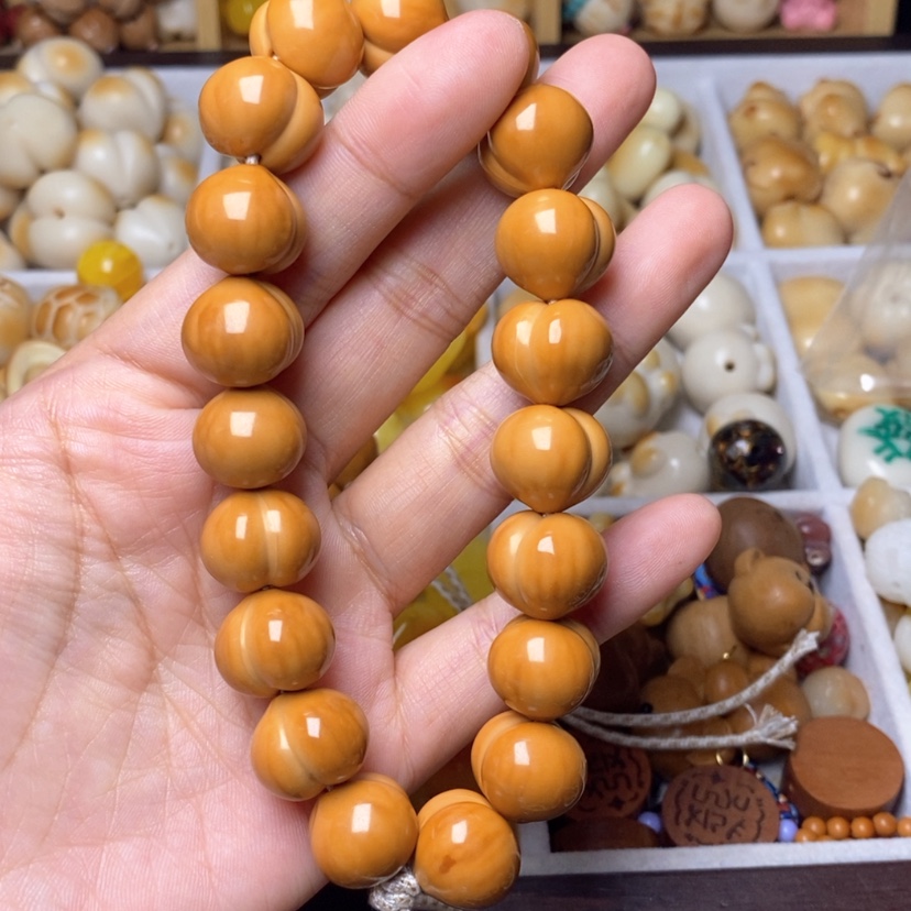 【闪购商品】吊坠猴头核桃格*手捻