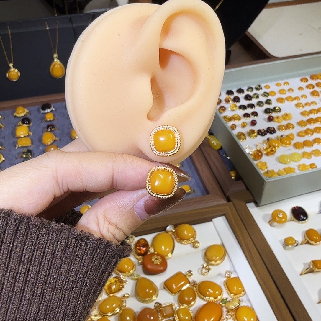 蜜蜡银S925镀金镶嵌耳饰蜜蜡耳钉