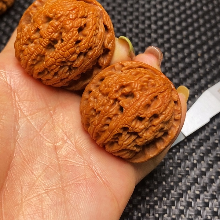 文玩核桃把件秦岭核桃