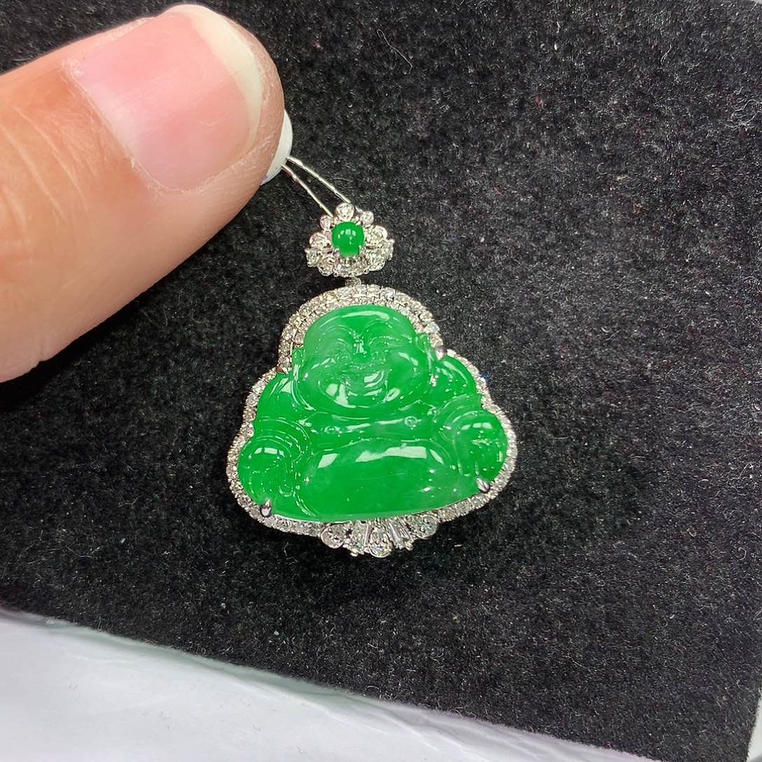 翡翠吊坠(赠链)18K金镶嵌