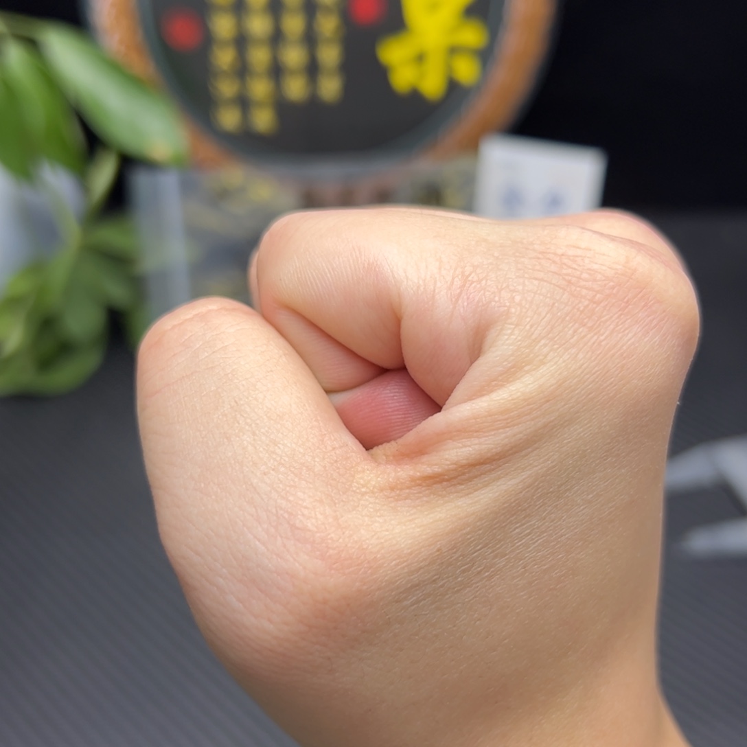 盐****文玩核桃把件点赞榜第一