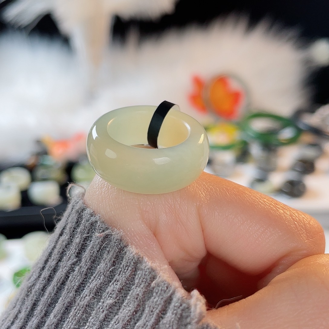 和田玉未镶嵌戒指k93俄青墩墩17.3mm