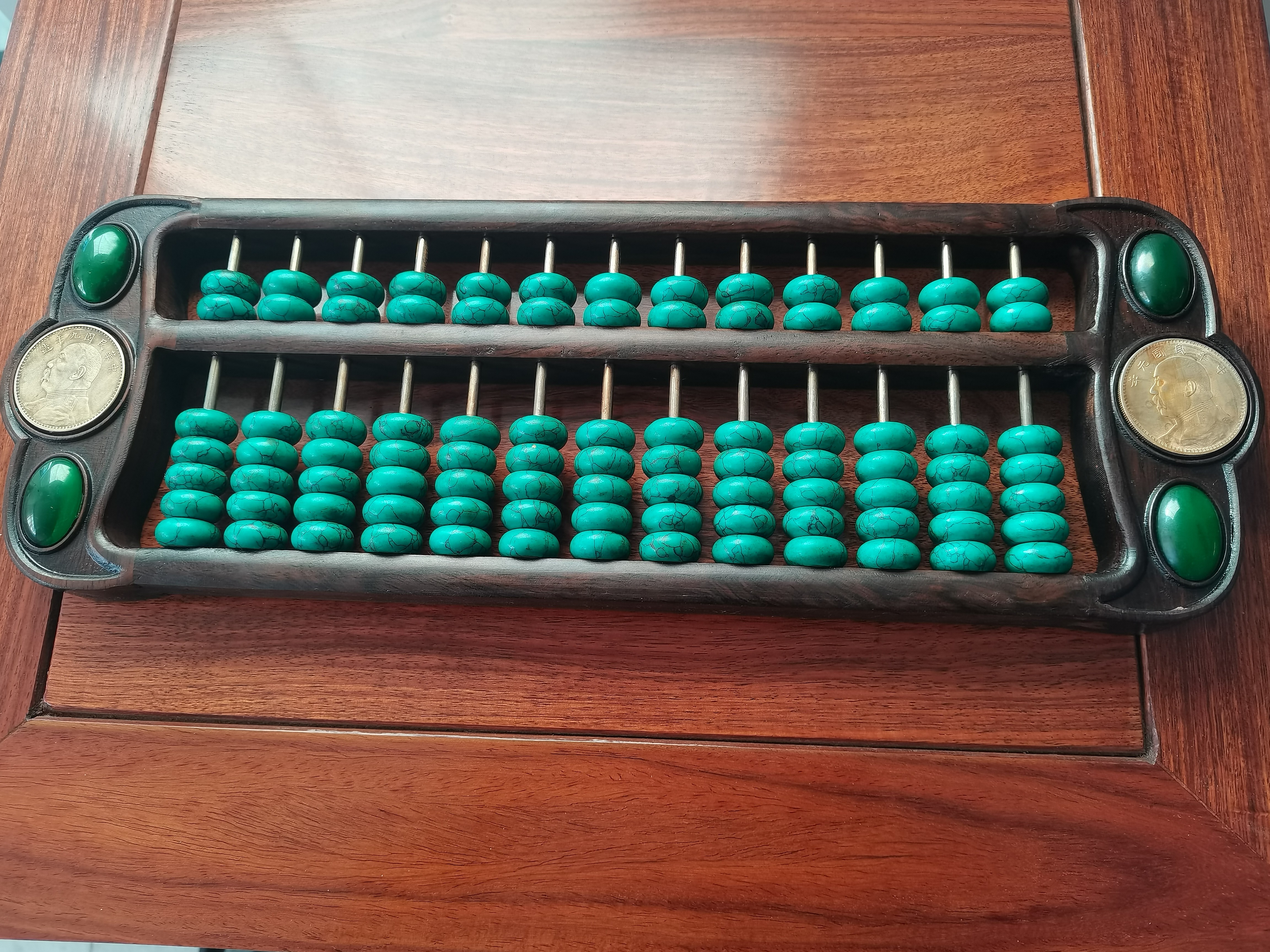 精品老檀木算盘一个