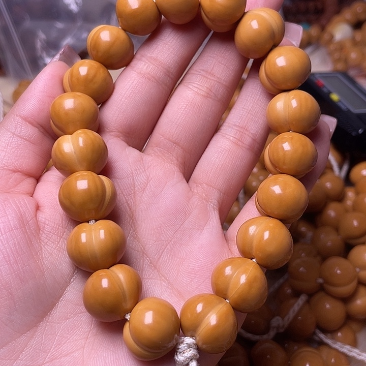 蕾***闪手串猴头核桃一物15屁桃