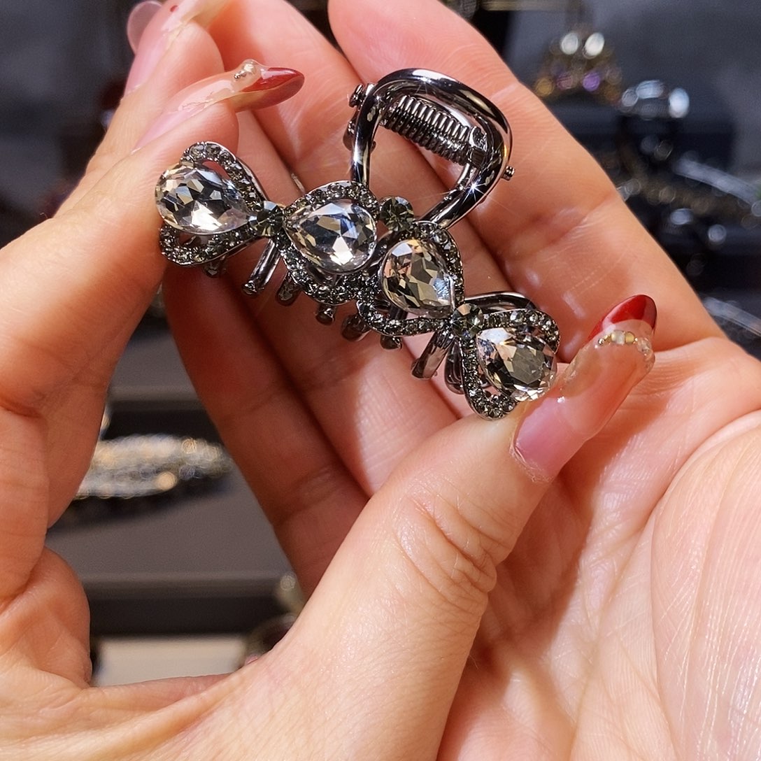 合成立方氧化锆铁合金