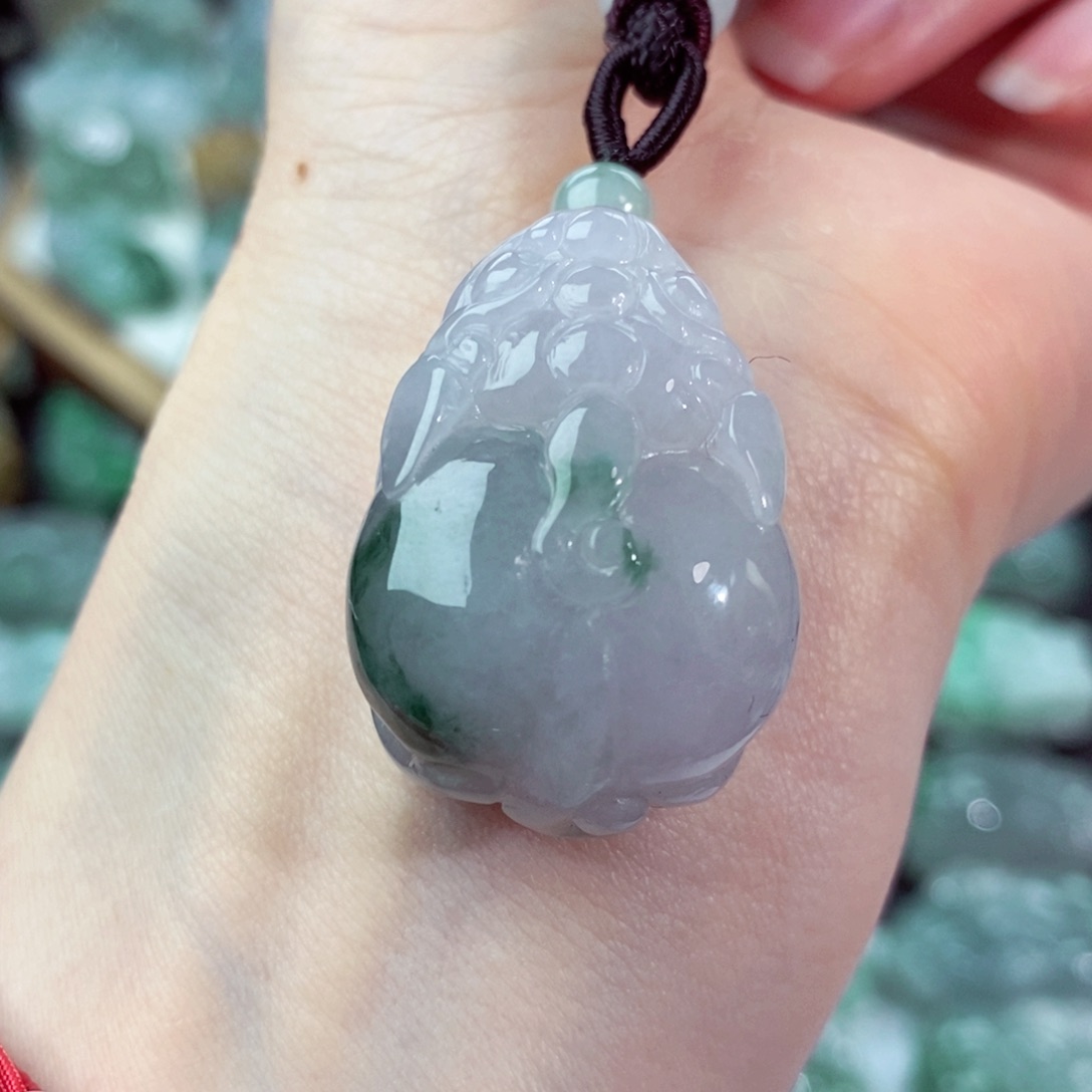 翡翠颈饰未镶嵌天然