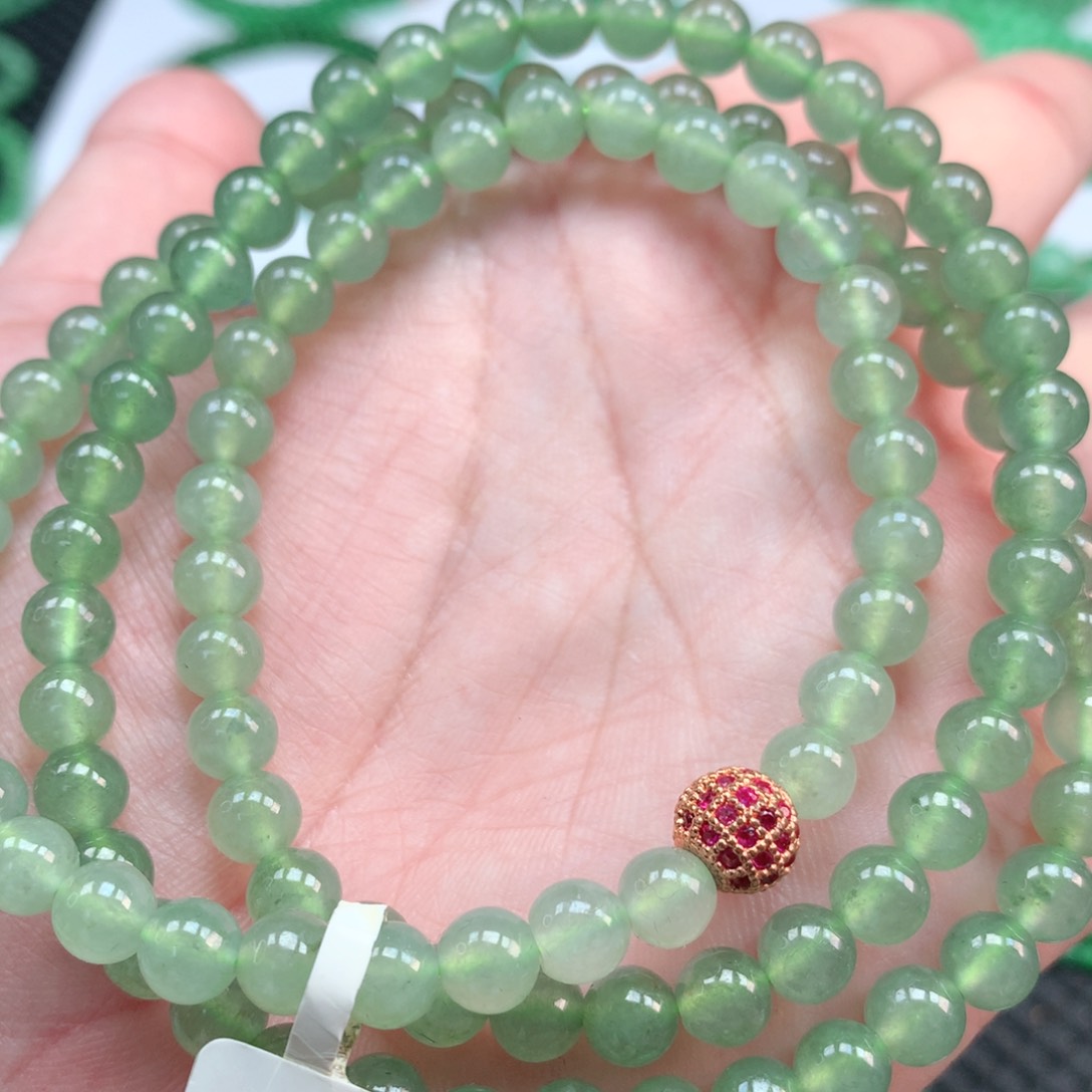 翡翠手链未镶嵌翡翠