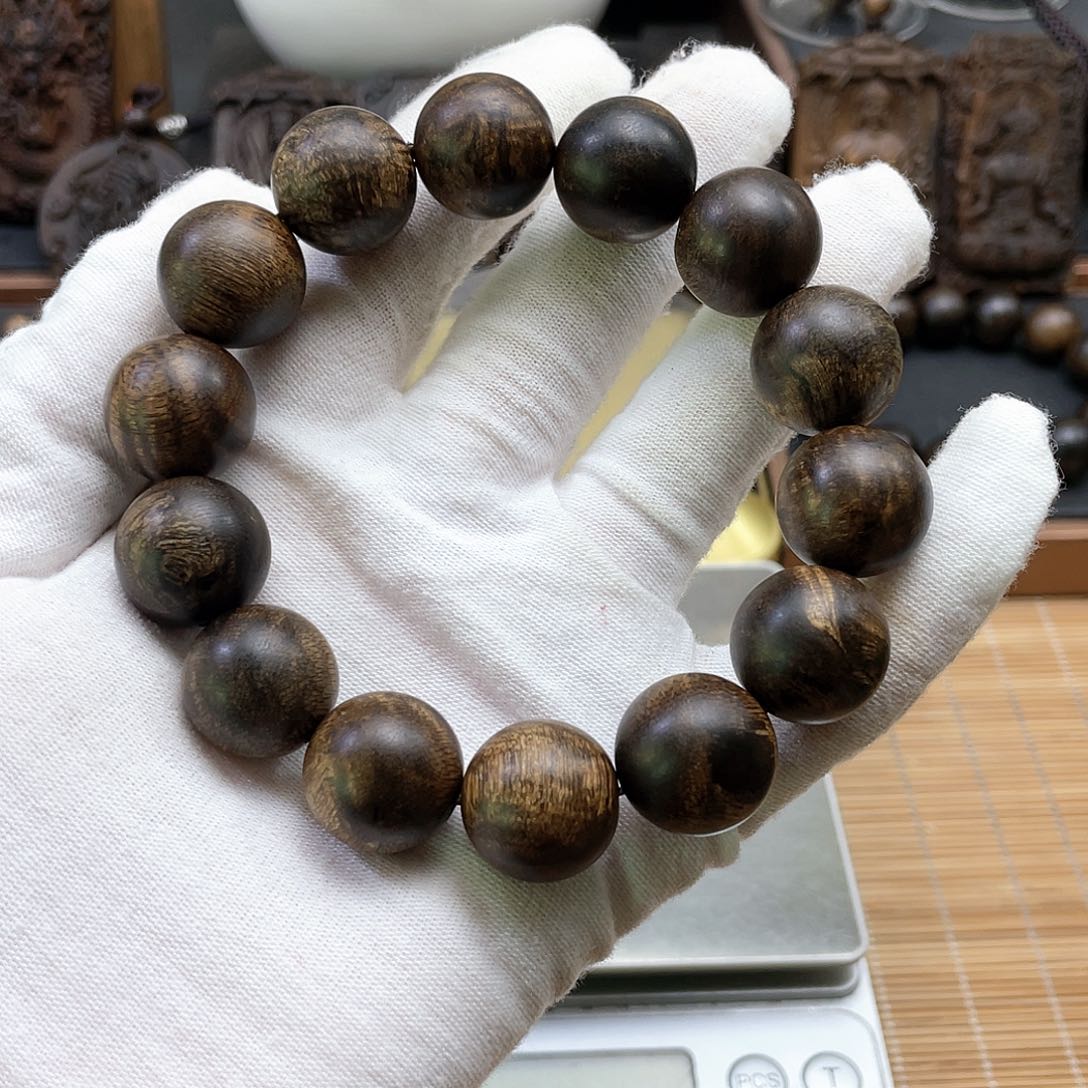 沉香手串用****8达拉干沉香