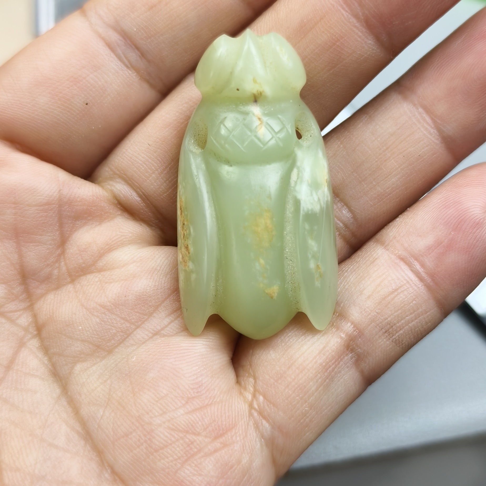 和田玉仿古蜘蛛挂件