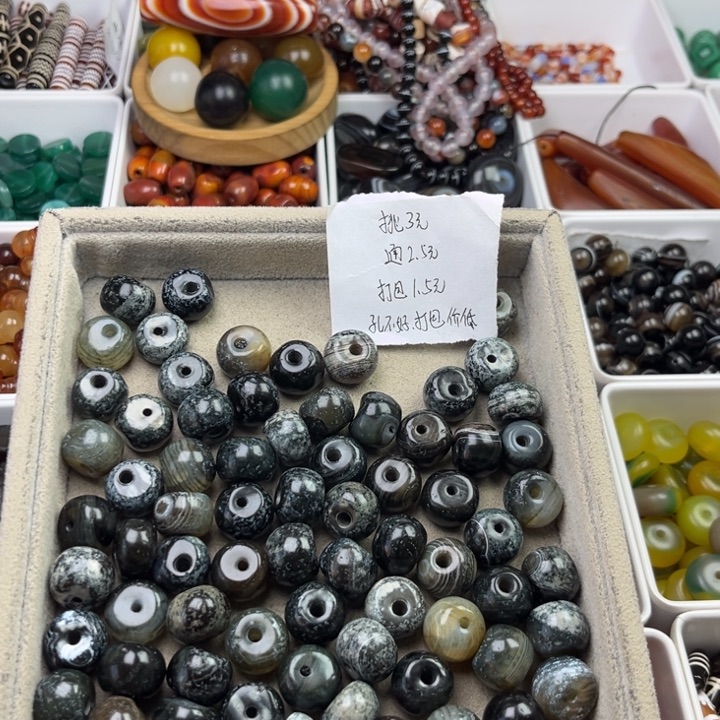 琉璃非金属2.5一颗