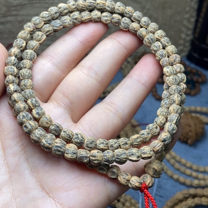【闪购商品】吊坠柏香籽/百香籽