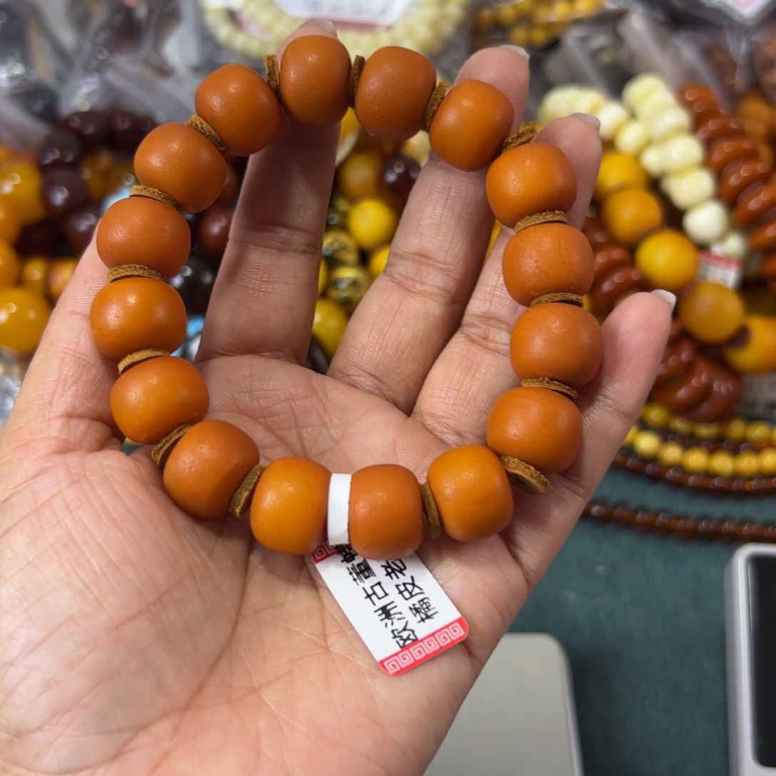 未镶嵌琥珀珠宝奇石1496