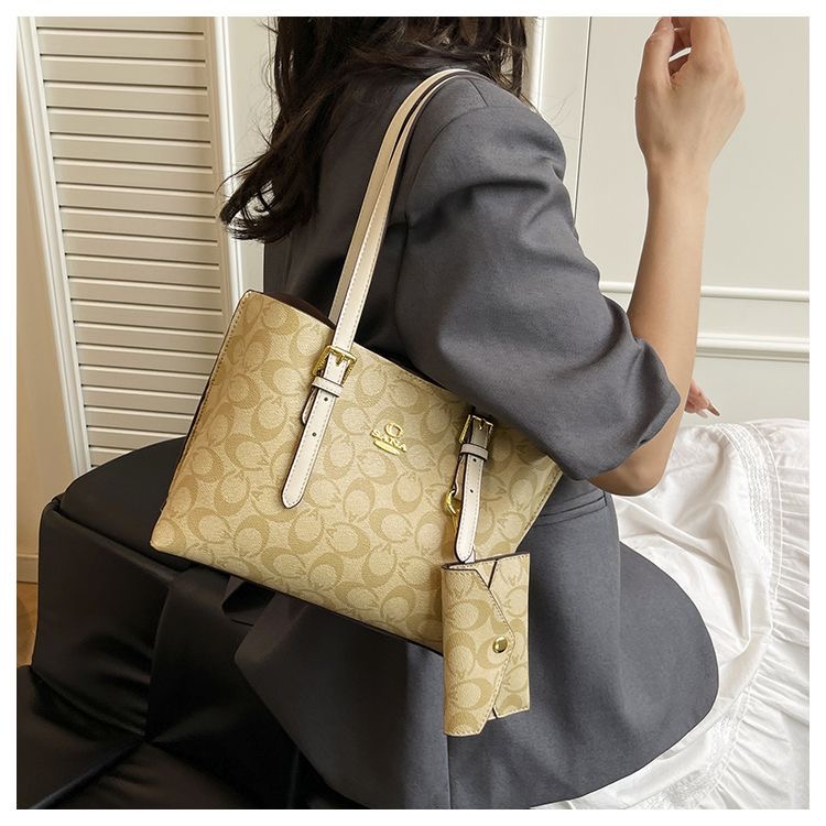 赛安娜2025大容量百搭单肩斜挎托特包高级通勤手提包老花