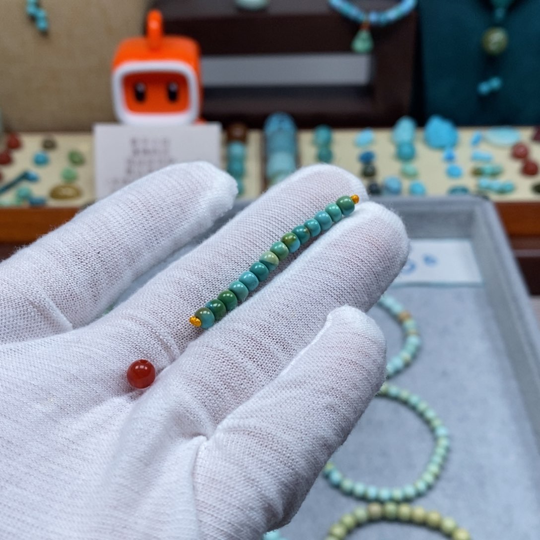 未镶嵌配饰南红玛瑙