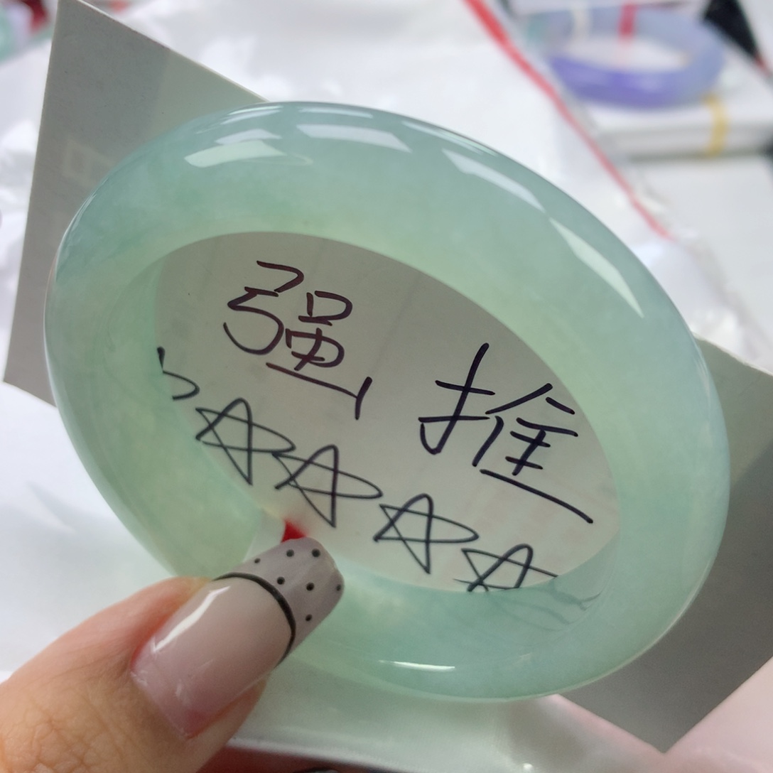 翡翠手镯未镶嵌52.8正