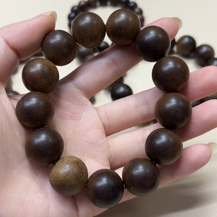爱***秒沉香手串沉香手串18