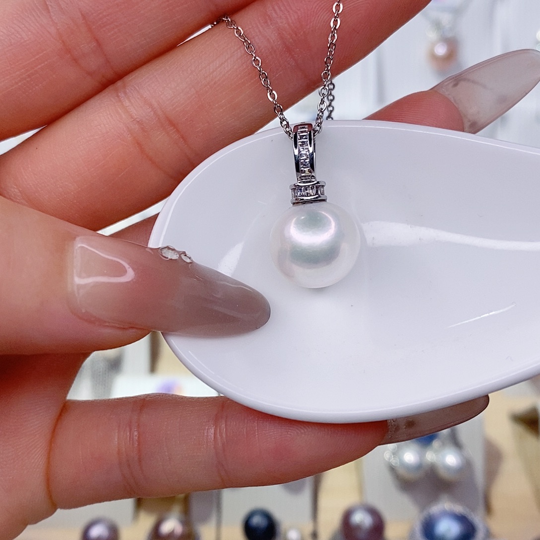 淡水珍珠吊坠(赠链)未镶嵌