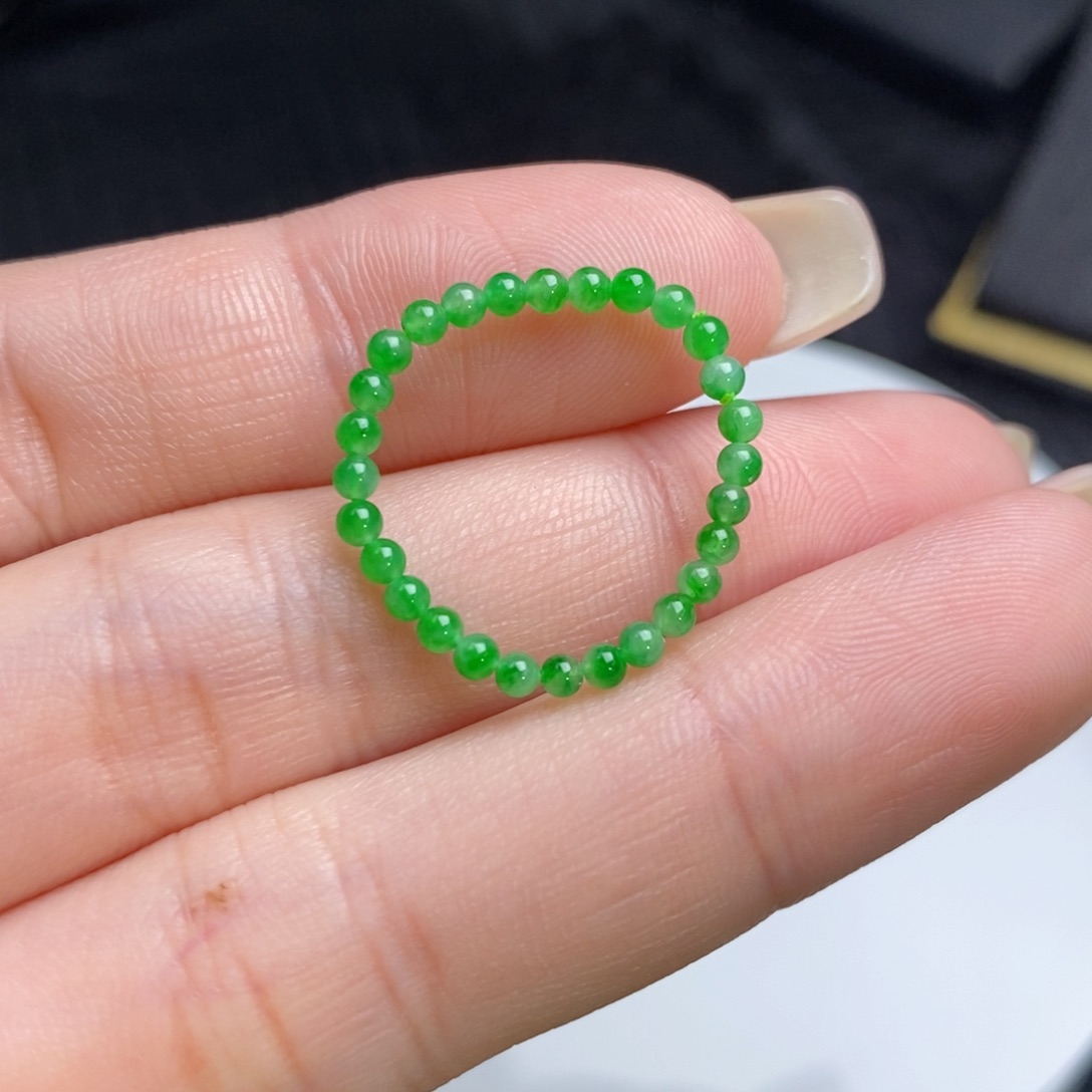 未镶嵌戒圈翡翠小米珠