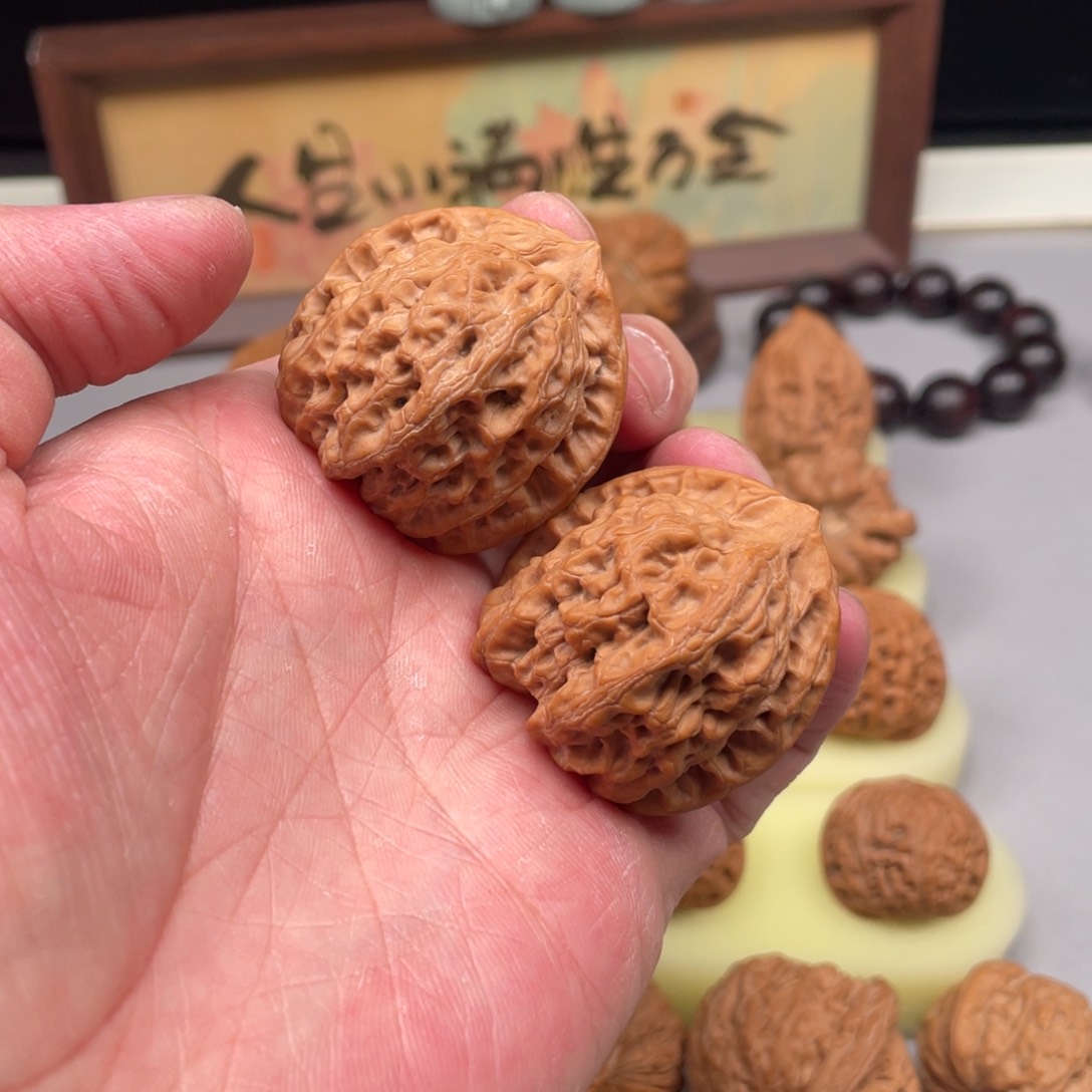 文玩核桃把件佛肚