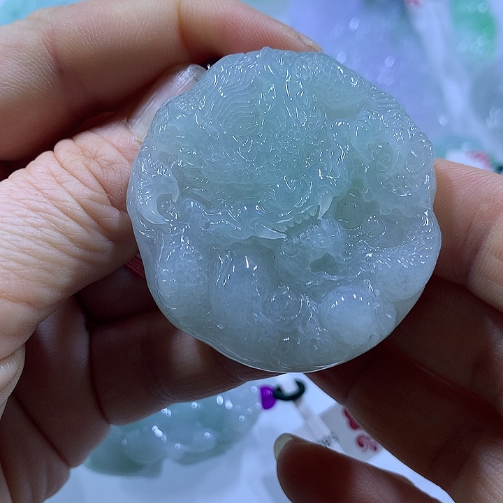 翡翠未镶嵌颈饰天然翡翠A货吊坠