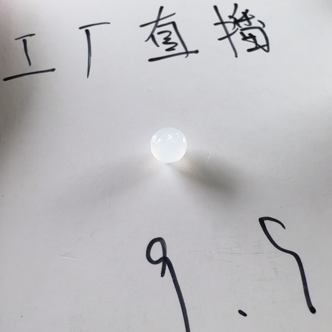 沛***儿翡翠未镶嵌颈饰苹果