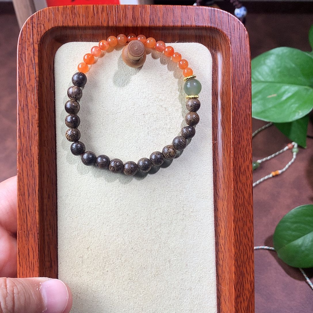 和田玉未镶嵌颈饰 254