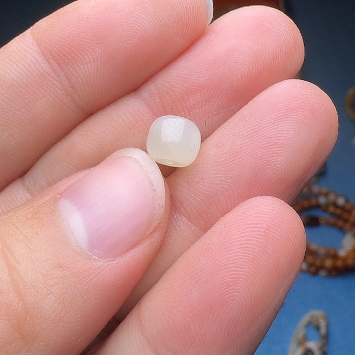 逍***金和田玉（白玉）未镶嵌颈饰