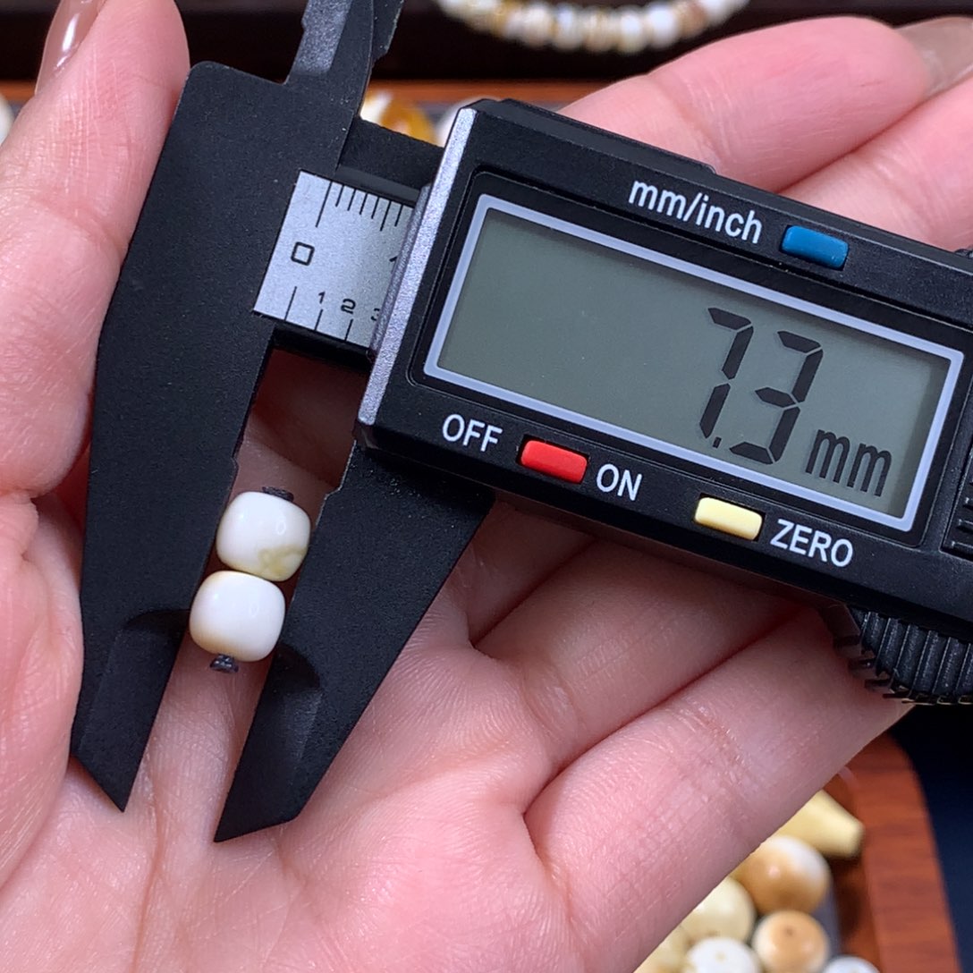 琥珀裸石未镶嵌用****3琥珀蜜蜡