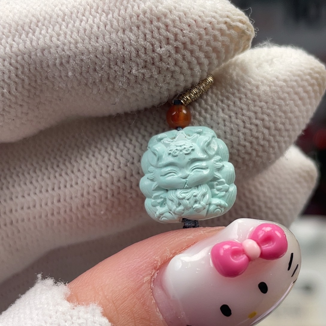 绿松石未镶嵌挂件