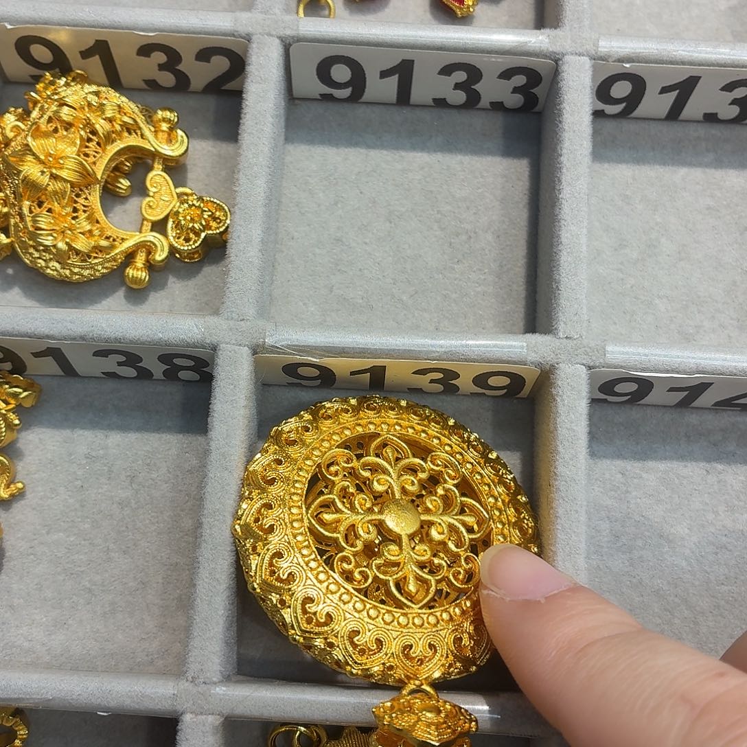 铜合金9139强保色发 1 个壹笔壹吊坠