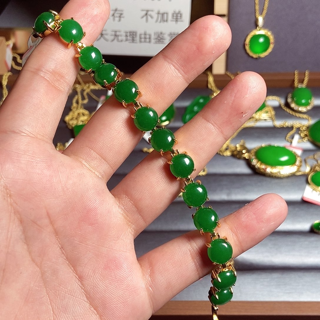 18K金镶嵌手链翡翠28