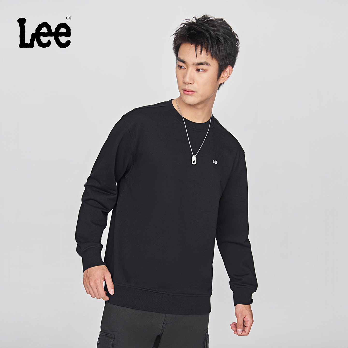 Lee25秋冬舒适版圆领小Logo贴布男长袖卫衣休闲LMT010832204
