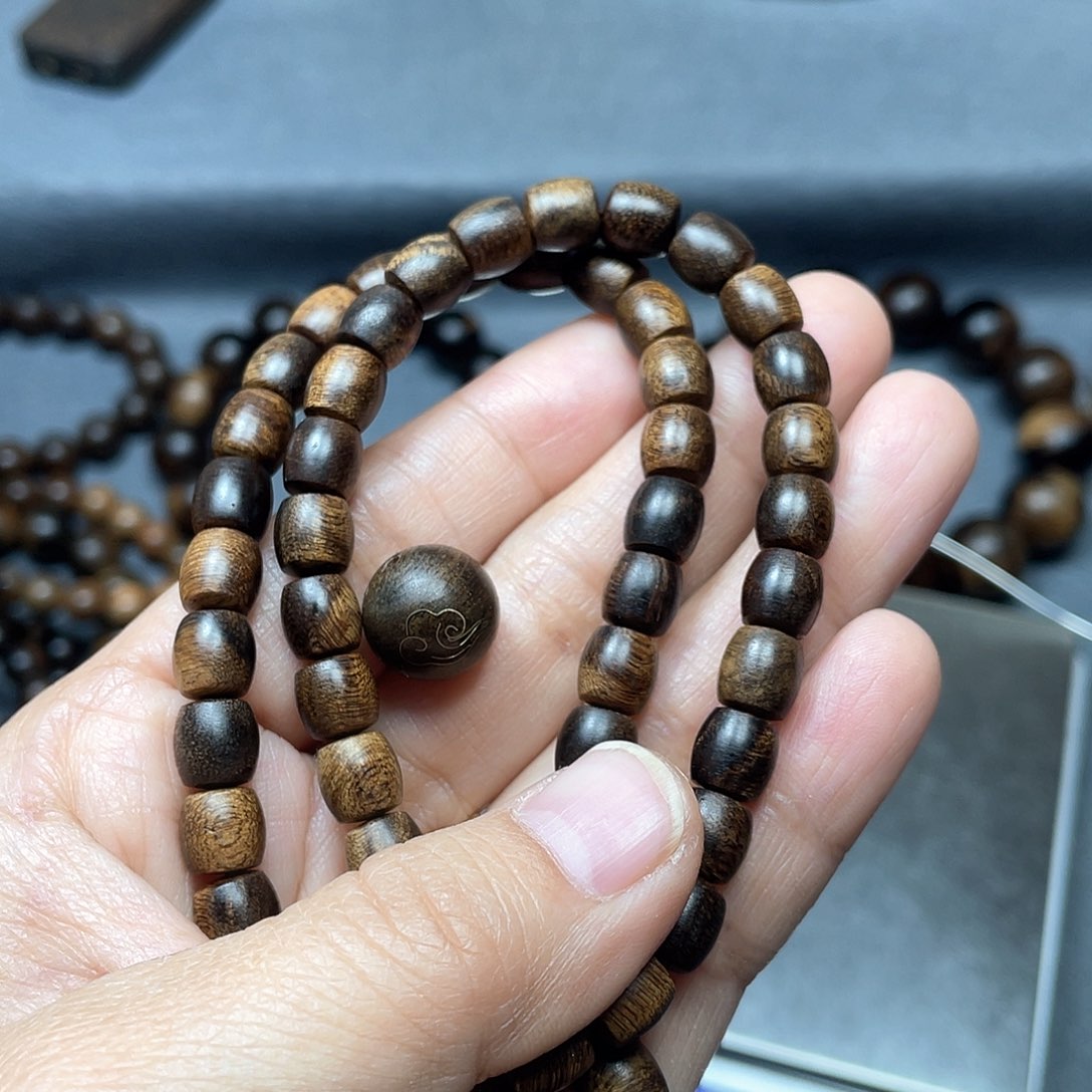 沉香手串～*白棋瘤疤0.7