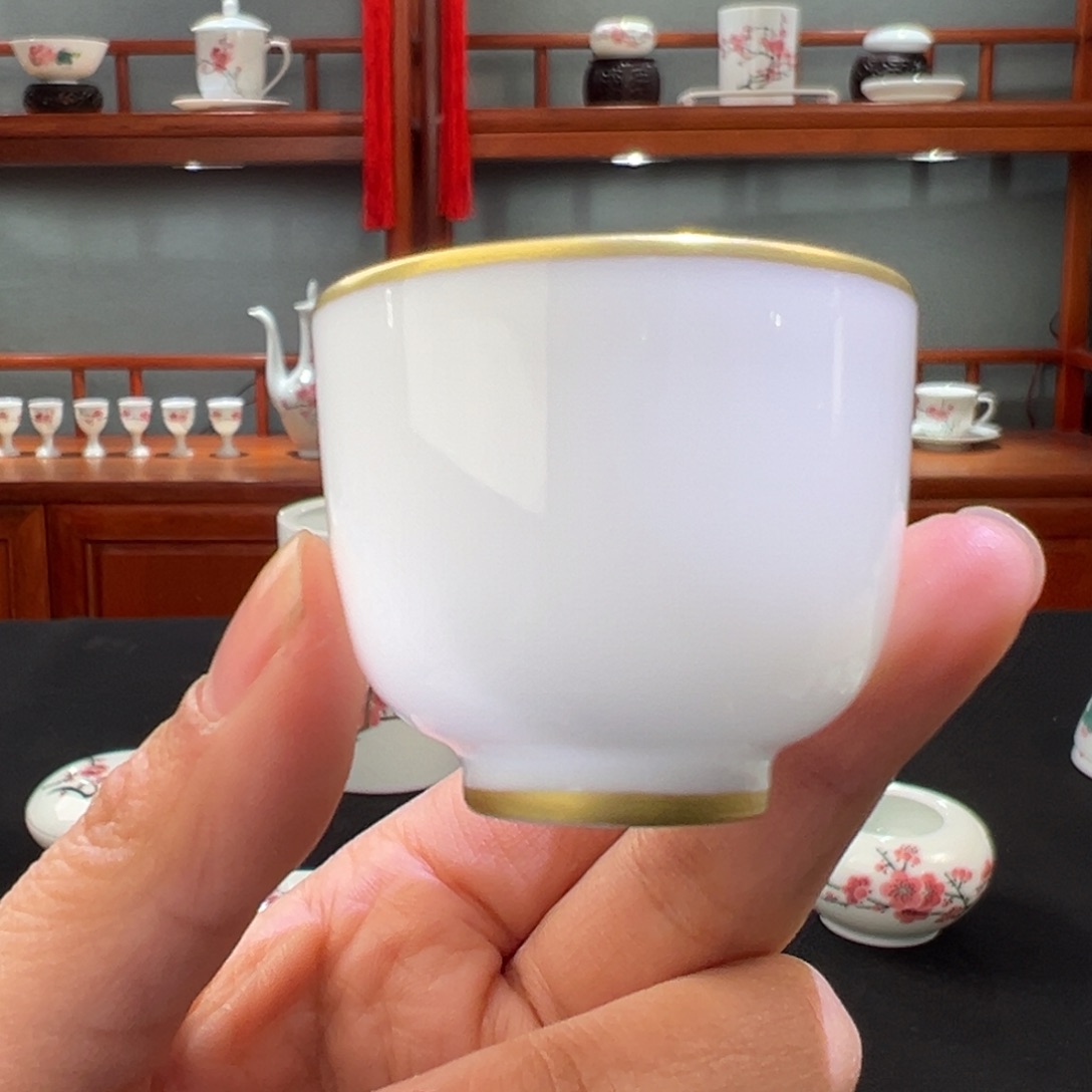 柴窑素胎描金一口杯