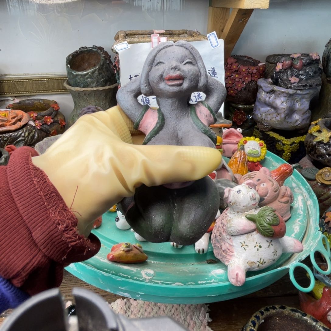 红陶粗砂陶瓷花盆