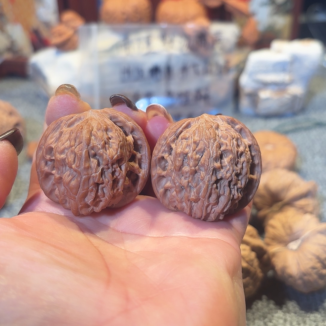 核桃文玩核桃磨盘一对39