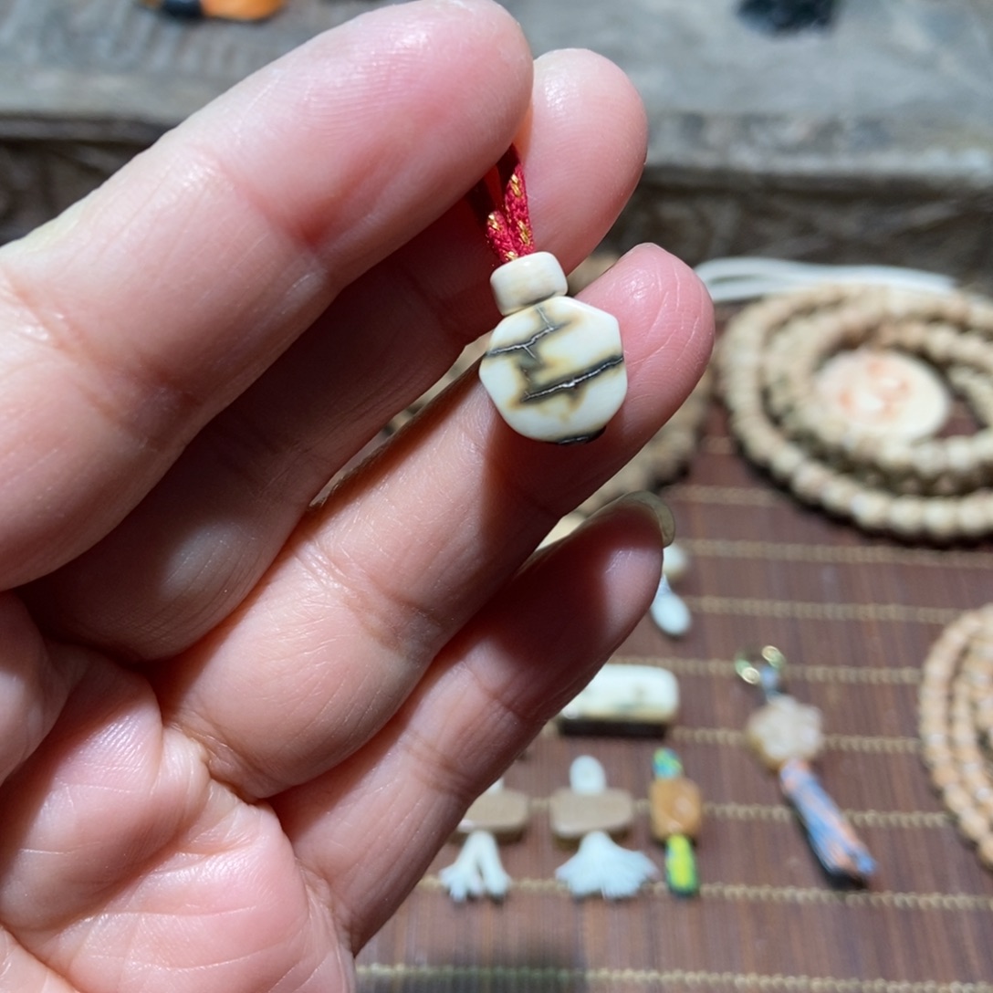 柏香籽/百香籽吊坠