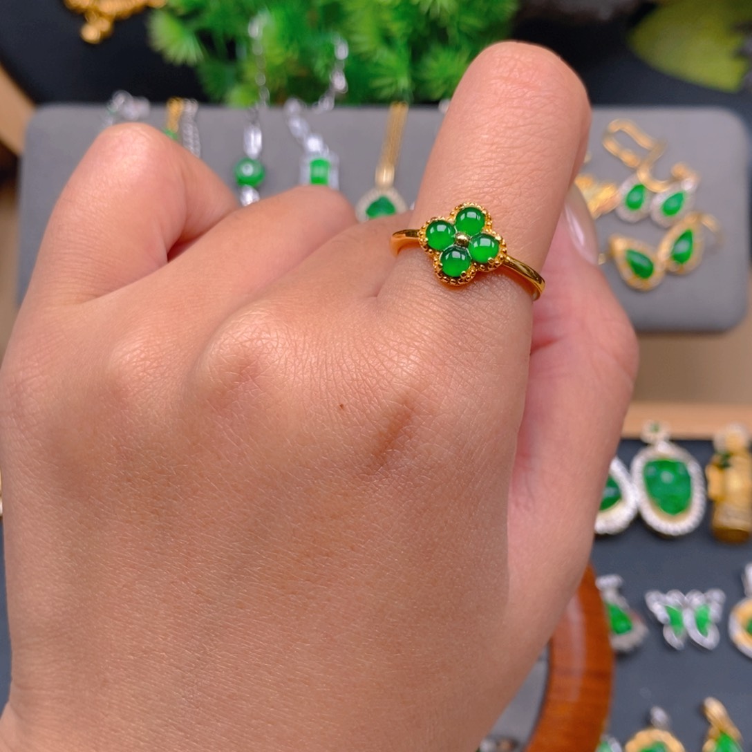 银S925镶嵌翡翠耳饰戒指