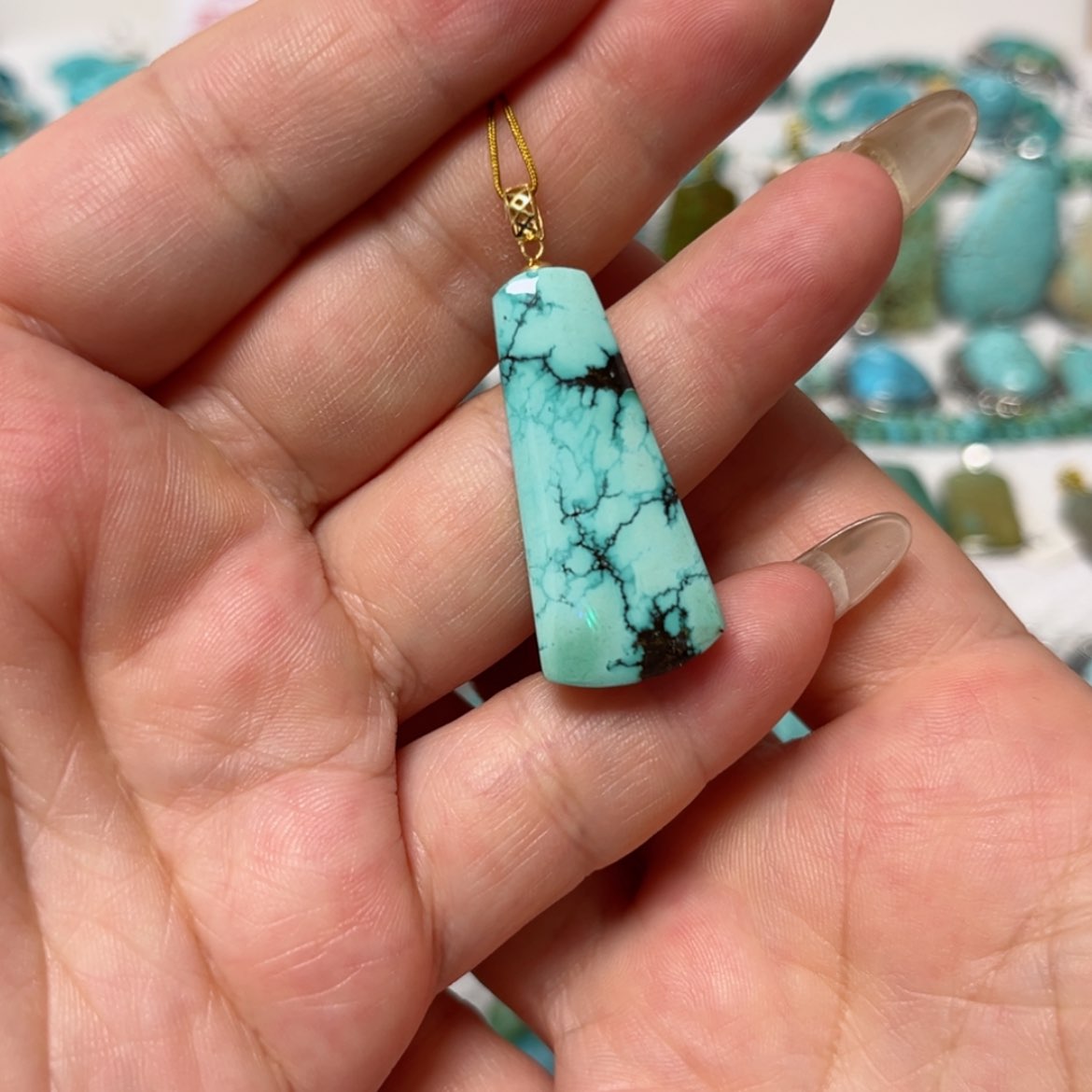 【闪购商品】未镶嵌绿松石珠宝奇石