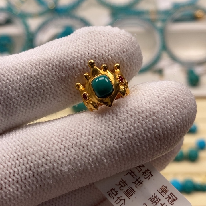绿松石珠宝奇石18K金镶嵌