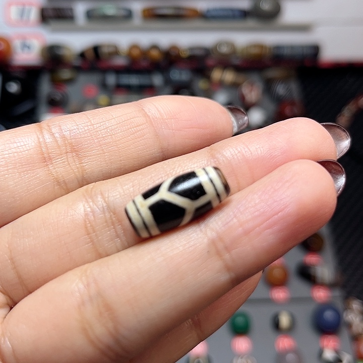 未镶嵌玛瑙/玉髓珠宝半成品不**往