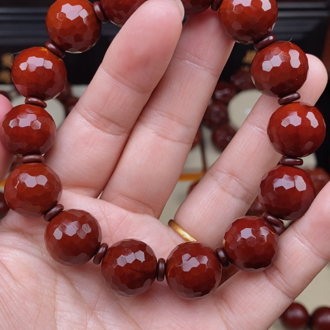 吊坠橄榄核钻面正圆