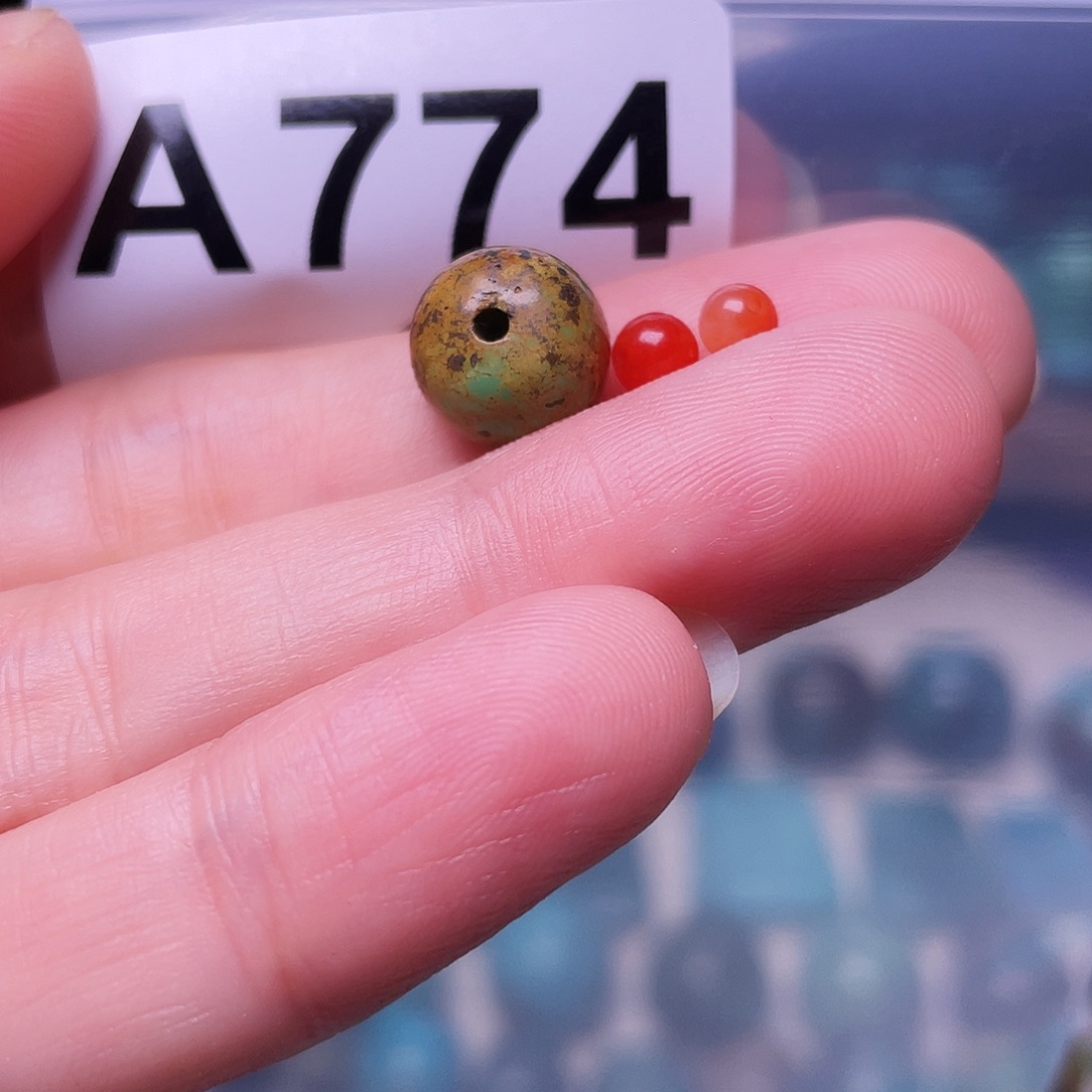 南红玛瑙未镶嵌珠宝半成品