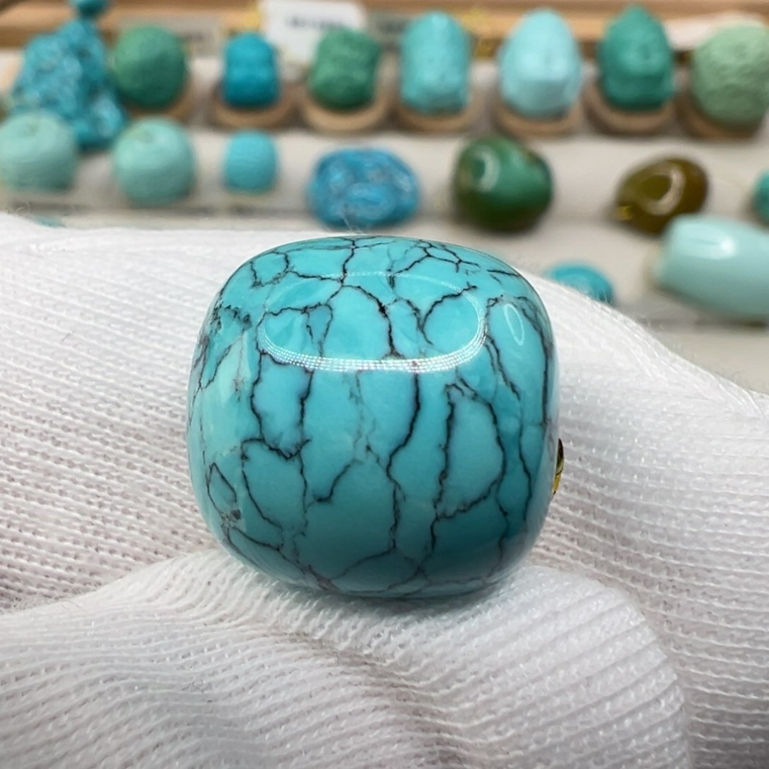 绿松石配饰未镶嵌