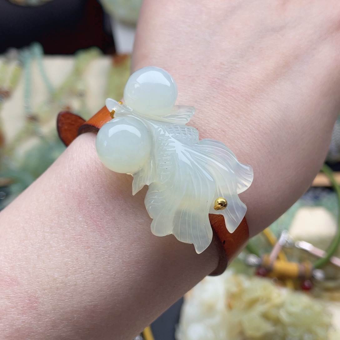 蛇纹石玉手链未镶嵌