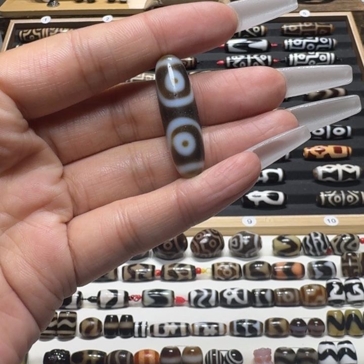 玛瑙/玉髓合金颈饰