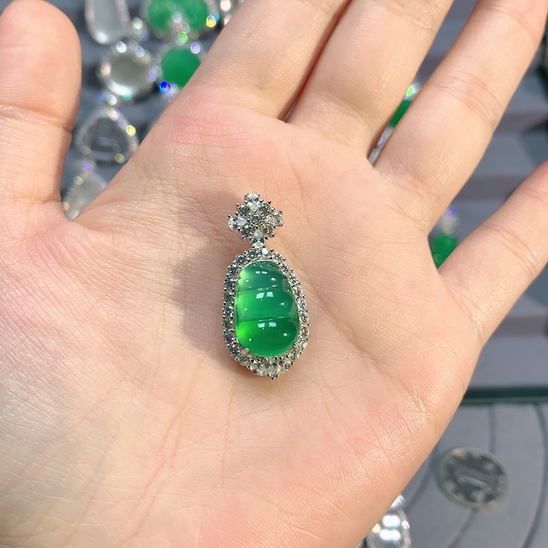 玛瑙/玉髓银S925镶嵌颈饰