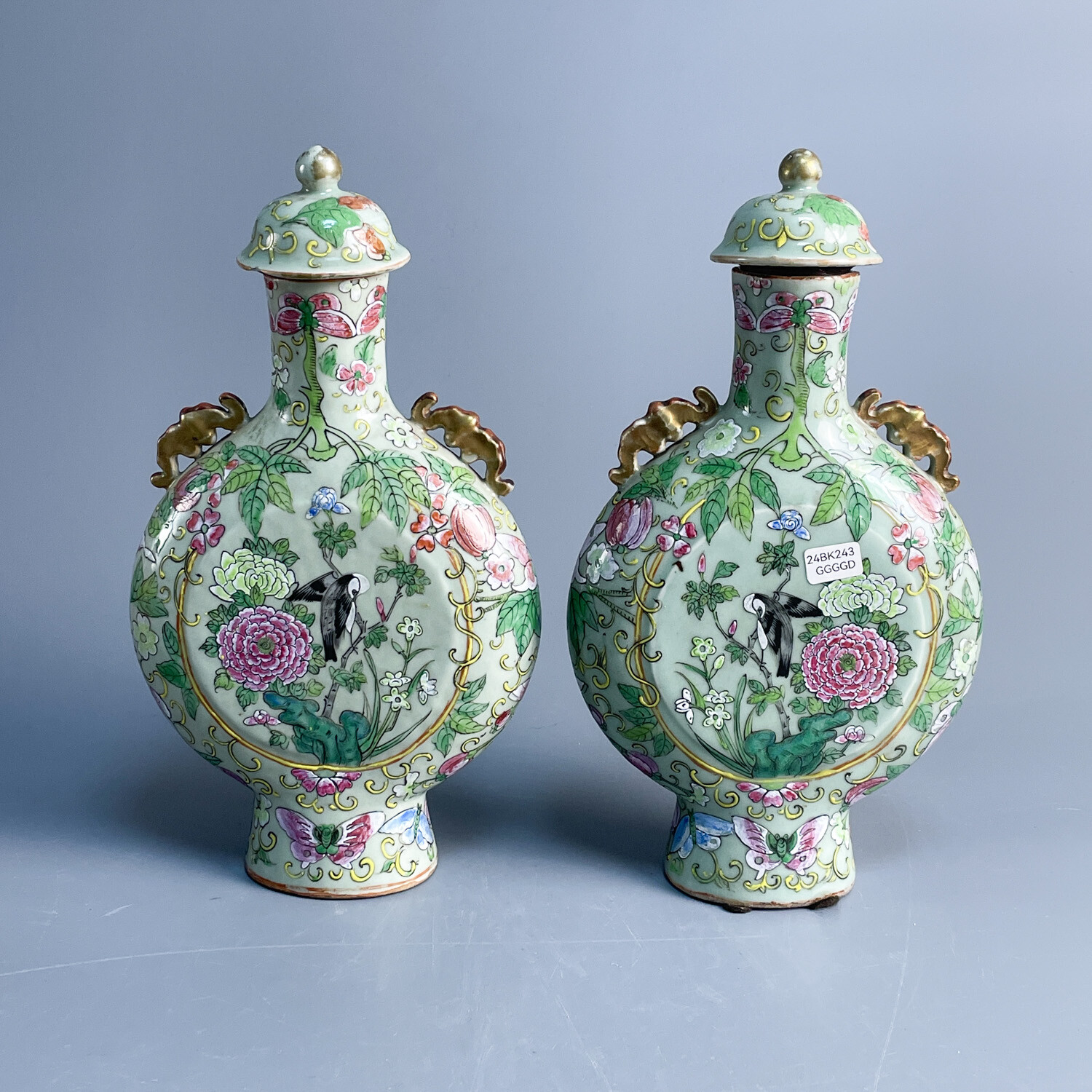 清光绪青釉粉彩花卉纹抱月瓶一对(带盖)-M25LH003086-04