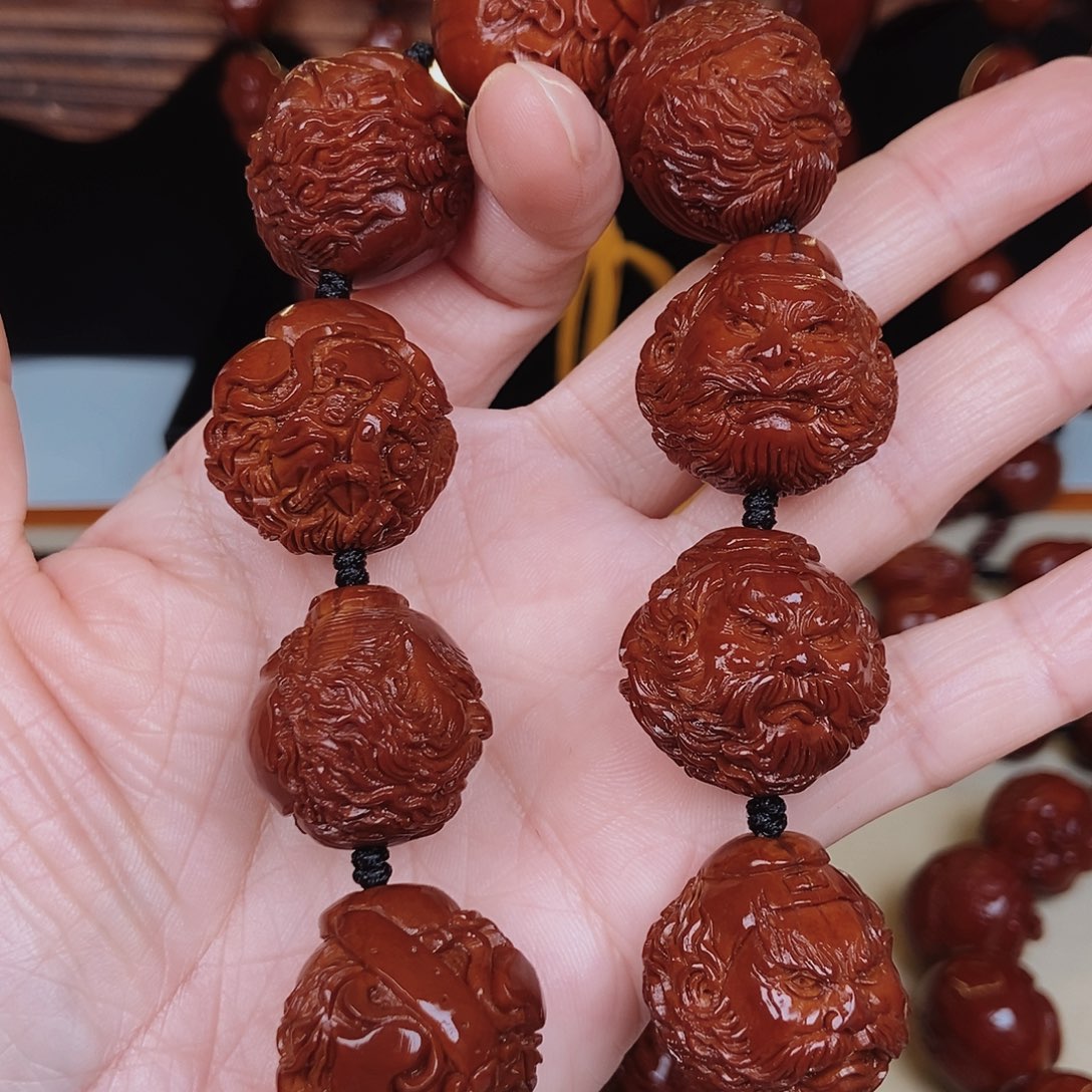 橄榄核吊坠王*生钟馗头